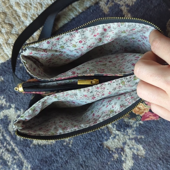 Floral Crossbody bag - Picture 6 of 6